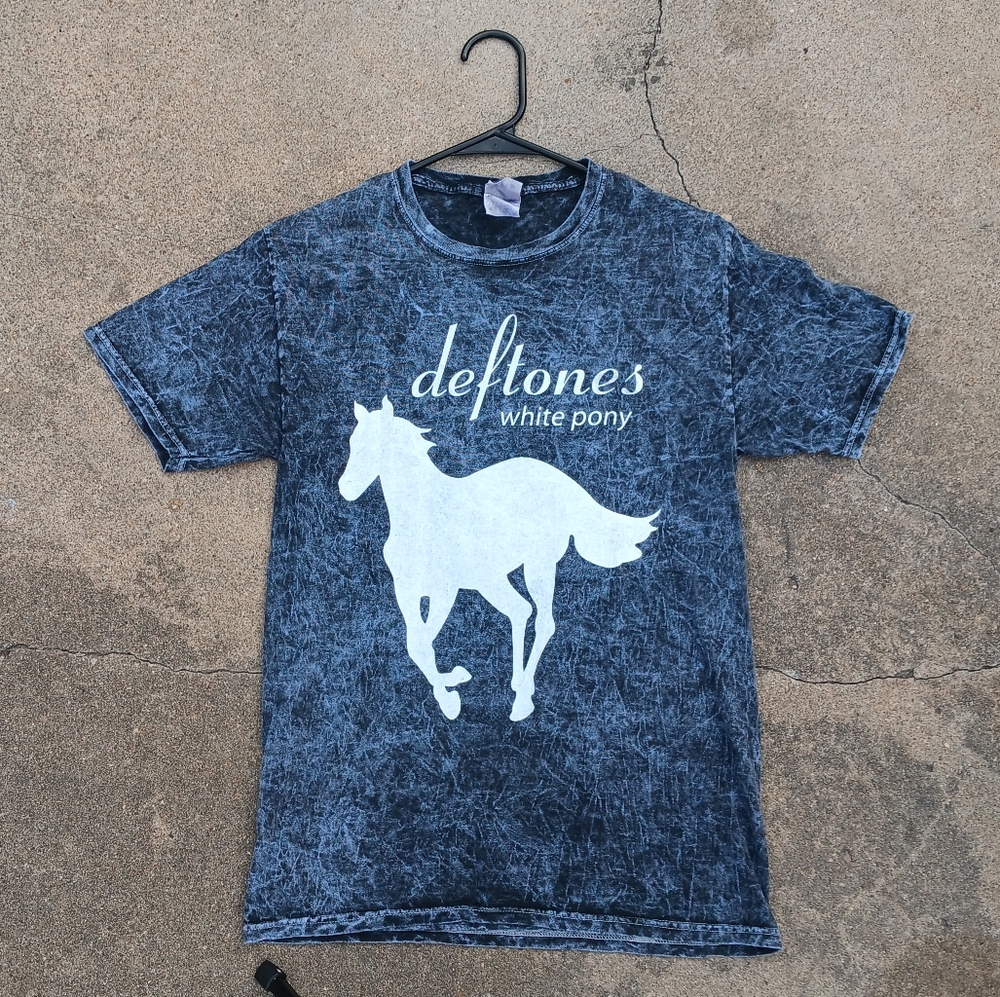 Deftones white pony t shirt